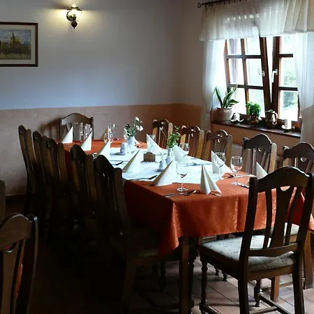 Kadarta Vendeglo Panzio B&B 2*