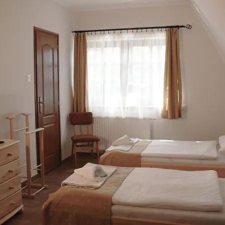 Kádárta Vendéglő Panzió 3* Veszprém
