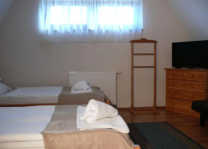 Bed & Breakfast Kadarta Vendeglo Panzio 3*