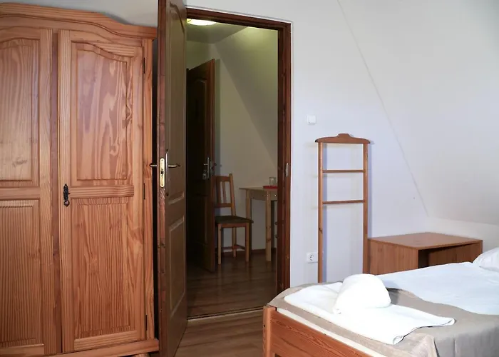 Kadarta Vendeglo Panzio B&B